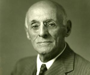 Abraham Flexner Birthday, Height and zodiac sign Abraham Flexner Birthday, Height and zodiac sign