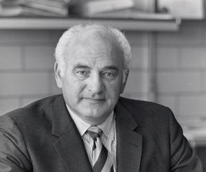 Adrian Kantrowitz Birthday, Height and zodiac sign Adrian Kantrowitz Birthday, Height and zodiac sign