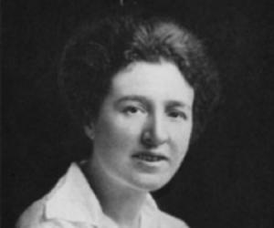 Agnes Arber Birthday, Height and zodiac sign Agnes Arber Birthday, Height and zodiac sign