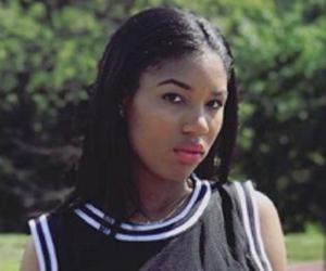 Anaya Perry Birthday, Height and zodiac sign Anaya Perry Birthday, Height and zodiac sign