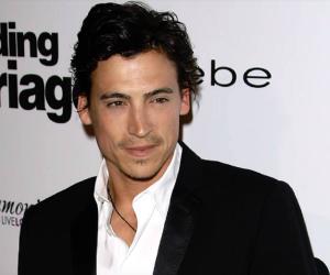 Andrew Keegan Birthday, Height and zodiac sign