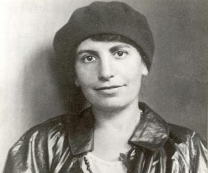 Anna Freud birthday, age, height & details