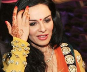 Ayesha Mukherjee Birthday, Height and zodiac sign