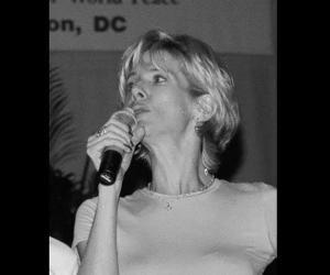 Debby Boone Birthday, Height and zodiac sign Debby Boone Birthday, Height and zodiac sign