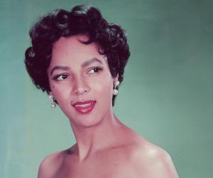 Dorothy Dandridge Birthday, Height and zodiac sign Dorothy Dandridge Birthday, Height and zodiac sign