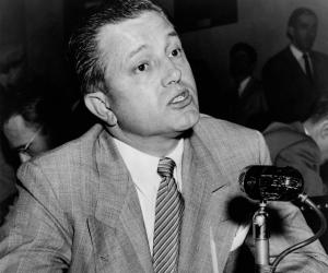 Edward Dmytryk Birthday, Height and zodiac sign Edward Dmytryk Birthday, Height and zodiac sign