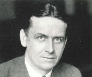 Eliot Ness Birthday, Height and zodiac sign Eliot Ness Birthday, Height and zodiac sign