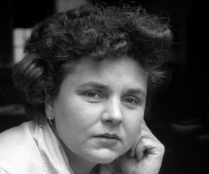 Elizabeth Bishop Birthday, Height and zodiac sign Elizabeth Bishop Birthday, Height and zodiac sign