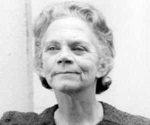 Ellen Corby Birthday, Height and zodiac sign Ellen Corby Birthday, Height and zodiac sign
