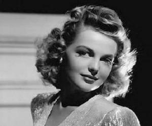 Elyse Knox Birthday, Height and zodiac sign Elyse Knox Birthday, Height and zodiac sign