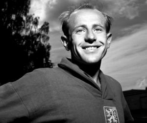 Emil Zatopek Birthday, Height and zodiac sign Emil Zatopek Birthday, Height and zodiac sign