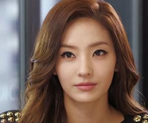 Han Chae-young Birthday, Height and zodiac sign