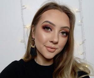 Jasmine Clough Birthday, Height and zodiac sign Jasmine Clough Birthday, Height and zodiac sign