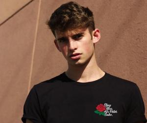 Joey Kidney Birthday, Height and zodiac sign Joey Kidney Birthday, Height and zodiac sign