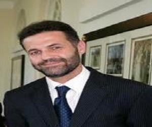 Khaled Hosseini Birthday, Height and zodiac sign Khaled Hosseini Birthday, Height and zodiac sign
