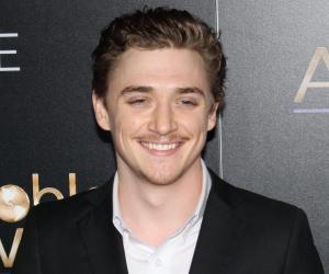 Kyle Gallner Birthday, Height and zodiac sign
