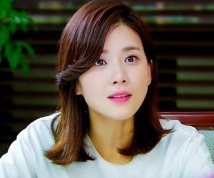 Lee Bo-young Birthday, Height and zodiac sign