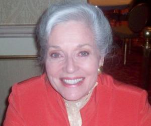 Lee Meriwether Birthday, Height and zodiac sign