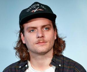 Mac DeMarco Birthday, Height and zodiac sign