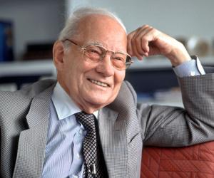Manfred Eigen Birthday, Height and zodiac sign Manfred Eigen Birthday, Height and zodiac sign