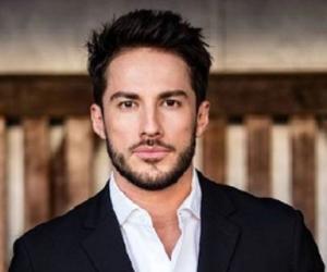 Michael Trevino Birthday, Height and zodiac sign