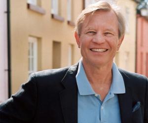 Michael York Birthday, Height and zodiac sign
