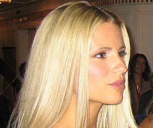 Michelle Hunziker Birthday, Height and zodiac sign