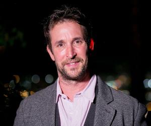 Noah Wyle Birthday, Height and zodiac sign