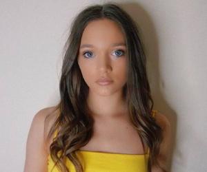 Phoebe Tomlinson Birthday, Height and zodiac sign Phoebe Tomlinson Birthday, Height and zodiac sign