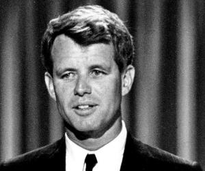 Robert F. Kennedy Birthday, Height and zodiac sign