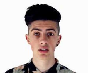 Sam Pepper Birthday, Height and zodiac sign