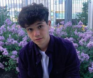 Sebastian Olzanski Birthday, Height and zodiac sign Sebastian Olzanski Birthday, Height and zodiac sign