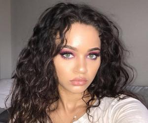 SimplyShyla Birthday, Height and zodiac sign SimplyShyla Birthday, Height and zodiac sign
