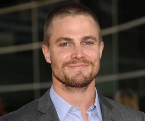 Stephen Amell Birthday, Height and zodiac sign