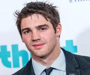 Steven R. McQueen Birthday, Height and zodiac sign