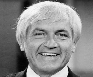 Ted Knight Birthday, Height and zodiac sign