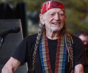 Willie Nelson Birthday, Height and zodiac sign
