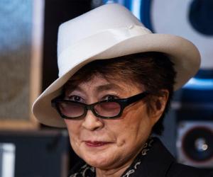 Yoko Ono Birthday, Height and zodiac sign
