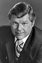 Bob Hastings Birthday, Height and zodiac sign
