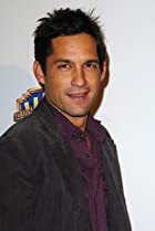 Enrique Murciano Birthday, Height and zodiac sign
