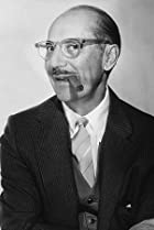 Groucho Marx Birthday, Height and zodiac sign