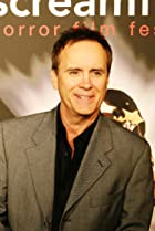 Jeffrey Combs Birthday, Height and zodiac sign