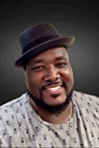 Quinton Aaron Birthday, Height and zodiac sign