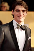 RJ Mitte Birthday, Height and zodiac sign