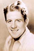 Rudy Vallee Birthday, Height and zodiac sign