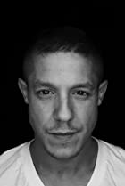 Theo Rossi Birthday, Height and zodiac sign
