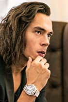 Jake Cuenca Birthday, Height and zodiac sign