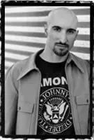 Scott Menville Birthday, Height and zodiac sign