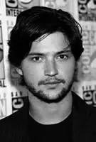 Thomas McDonell Birthday, Height and zodiac sign
