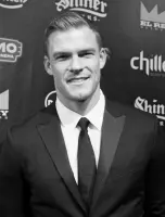 Alan Ritchson Birthday, Height and zodiac sign